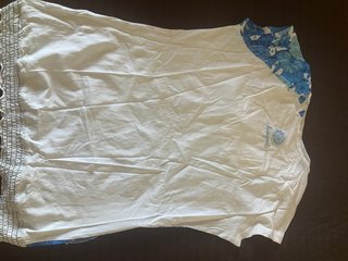 Camiseta Desigual Talla M Flores Azules