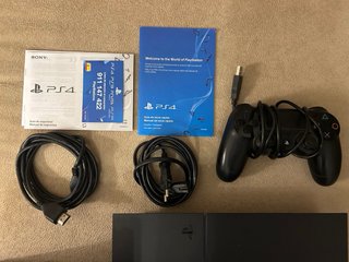 Console Sony PS4, 2 controller e 11 giochi