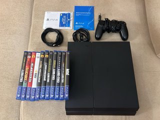 Console Sony PS4, 2 controller e 11 giochi
