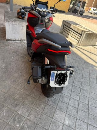 VOGE SR1ADV Maxi Scooter Roja/Gris