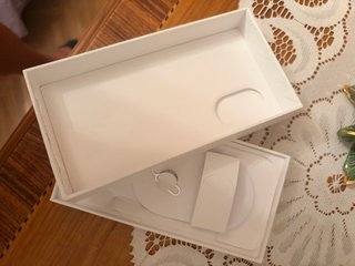 Caja iPhone 17