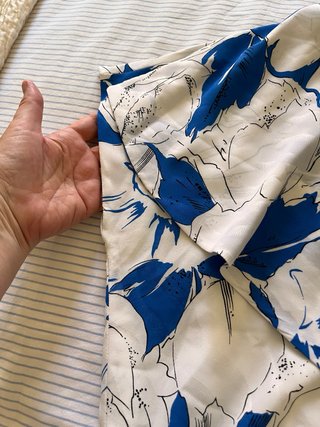 Vestido midi vintage floral azul y blanco