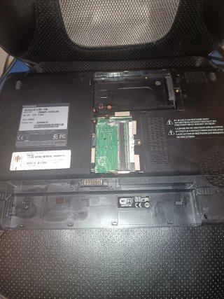 Portátil Toshiba Rojo Piezas