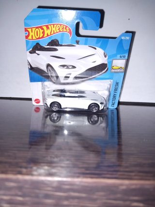 HOTWHEELS
