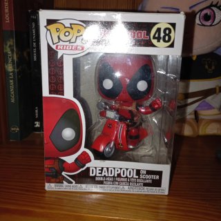 Funko Pop 48 Deadpool en Moto