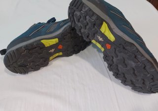 Zapatos senderismo Quechua Waterproof T41
