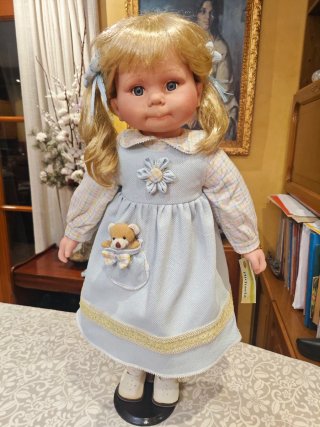 Muñeca de Colección Grande