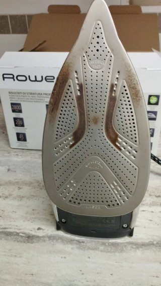 Plancha Rowenta 2800W - Suela quemada