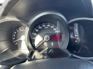 COCHE PICANTO