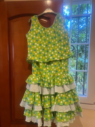 Traje de Rocío con lunares