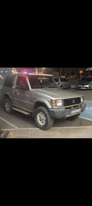 Mitsubishi Montero 1991