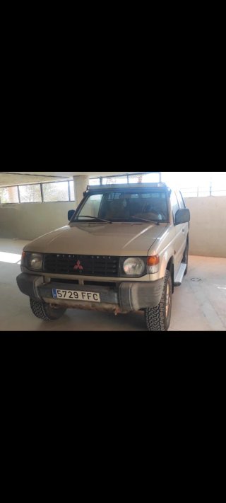 Mitsubishi Montero 1991