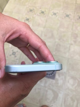 iPhone 15 128 GB Verde 7 meses de garantía