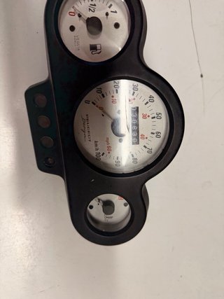 Cuadro instrumentos Peugeot Speedfight