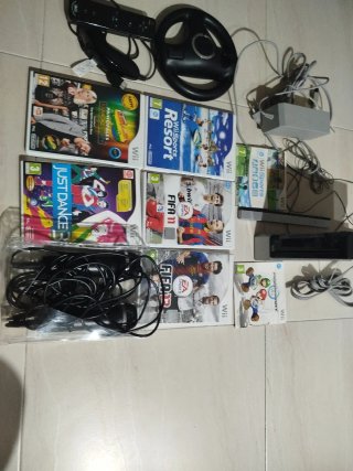 Consola Wii Negra + Accesorios