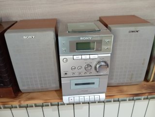 Sony CMT-SP303 CD Cassette Radio