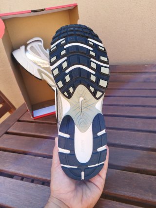 Nike V5 NRN