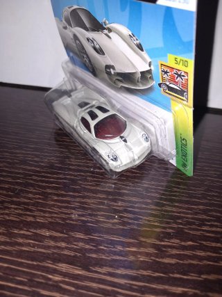 HOTWHEELS