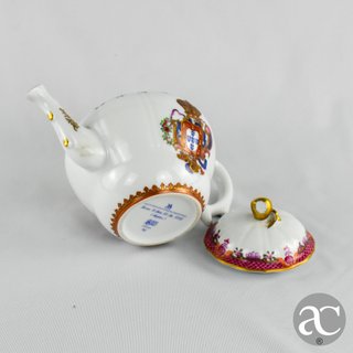 Bule em porcelana NG, Serviço D. Pedro III