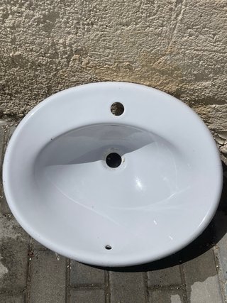 Lavabo de porcelana blanco
