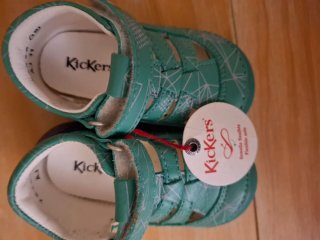Zapatos KICKERS Bebé Talla 19