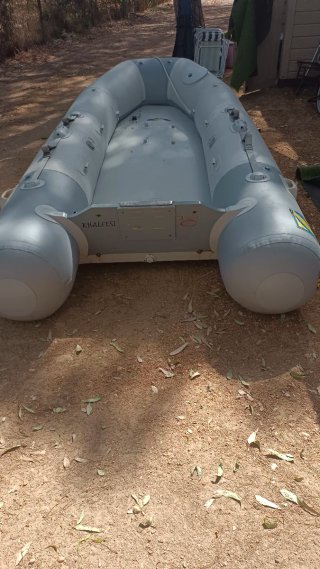 Barco Zodiac inflable