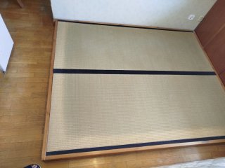 Cama japonesa. 2 Tatamis Beige/Negro 215x165 cm