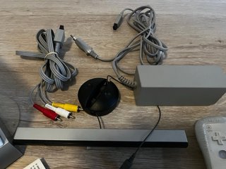 Nintendo Wii + 2 Mandos + Juegos