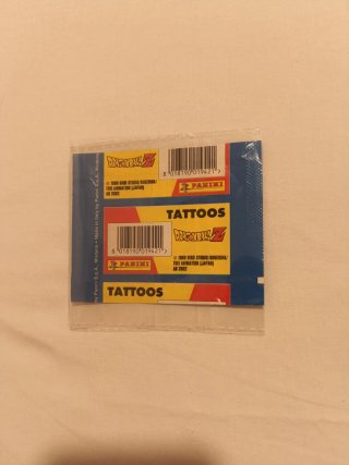 Dragon Ball Z Tattoos sobre de cromos