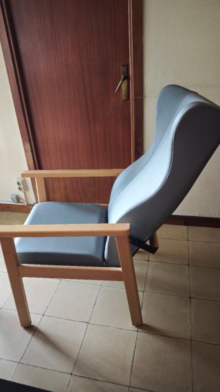 Sillón geriátrico respaldo alto con brazos