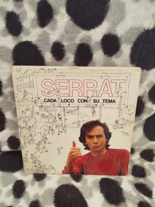 Vinilo Serrat - Cada Loco Con Su Tema