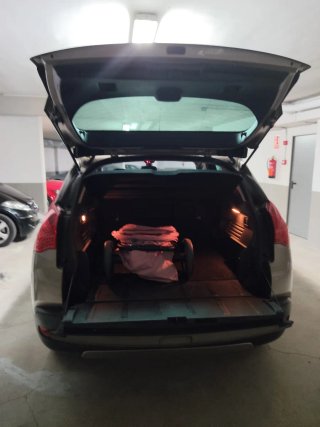 Peugeot 3008 2011