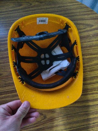 Casco seguridad industrial amarillo