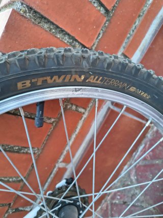 Bicicleta B-Twin 20 Blanca y Azul