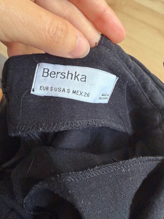 Mono Bershka negro largo