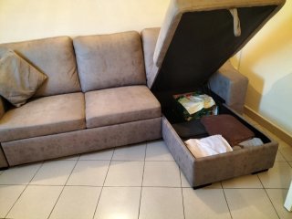 Sofá chaise longue cama con arcón.