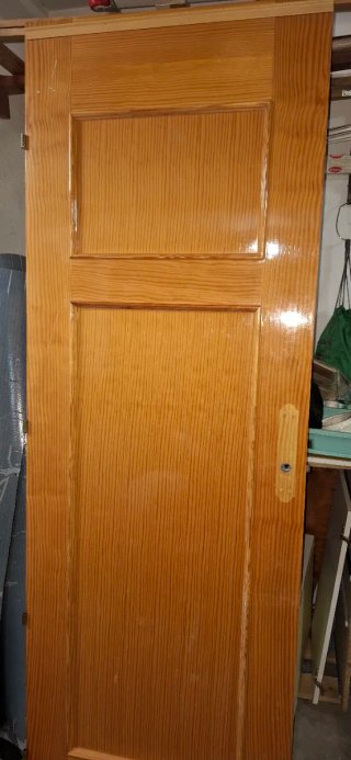 Puertas de madera y aluminio