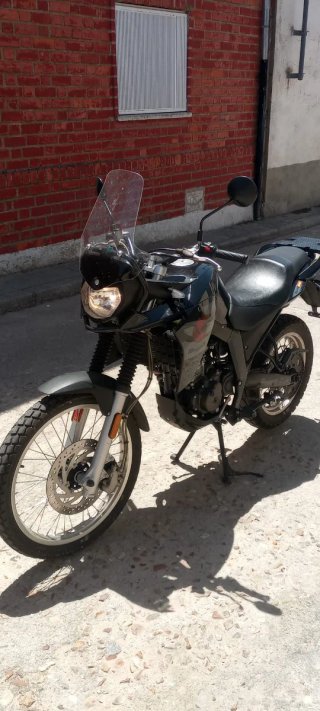 Moto 125cc Adventure Negra