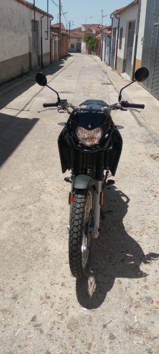 Moto 125cc Adventure Negra