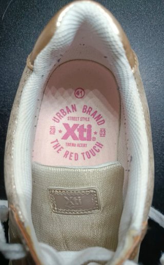 Zapatillas Xti Blancas y Doradas Talla 41