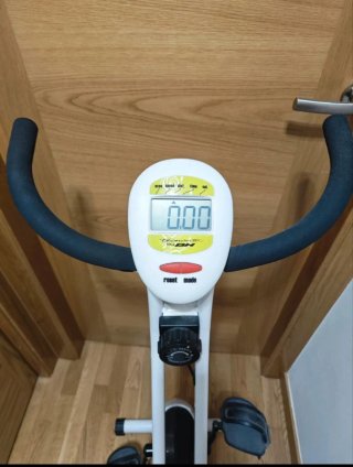 Bicicleta Estática Plegable Tecnovita BH
