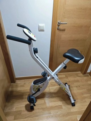 Bicicleta Estática Plegable Tecnovita BH