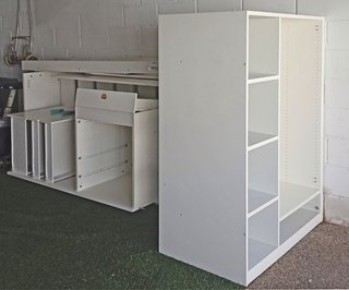 Cama alta IKEA SMÅSTAD con escritorio y armario