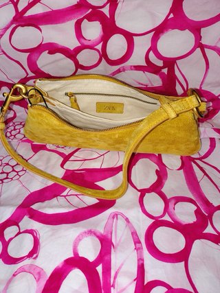 Bolso Zara Piel Ante Amarillo