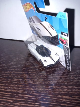 HOTWHEELS