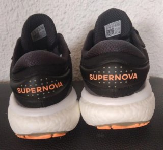 Adidas Bambas Negras y Naranjas
