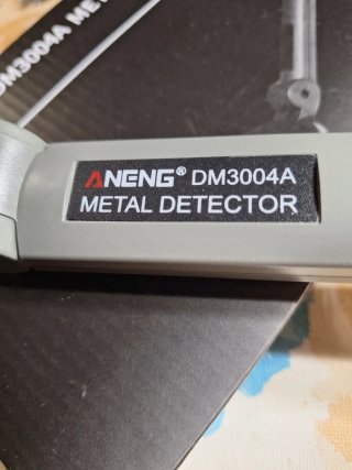 Detector Metales ANENG DM3004A Portátil