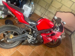 Triumph Daytona 675cc Roja - Vendo o Cambio