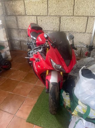 Triumph Daytona 675cc Roja - Vendo o Cambio