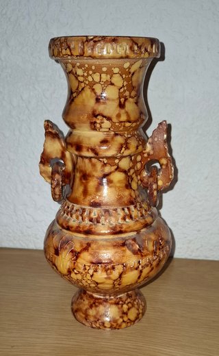 Jarrón antiguo cerámica con asas